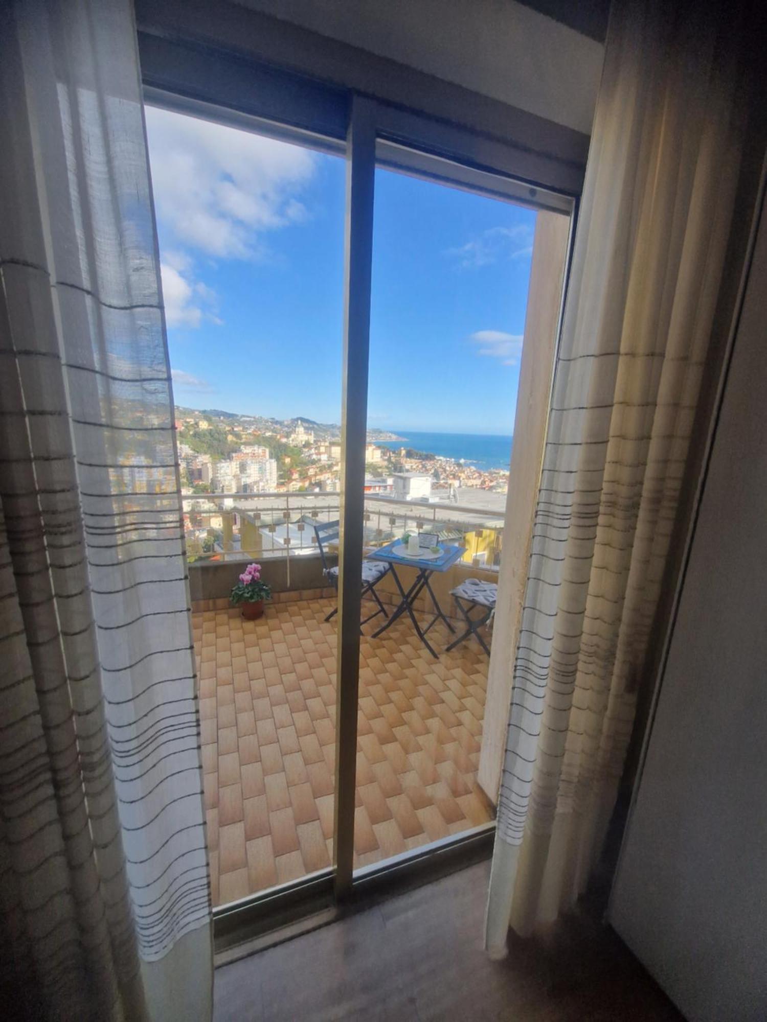 Il Paradiso Del Relax Private Room With Bathroom Parking San Remo Buitenkant foto